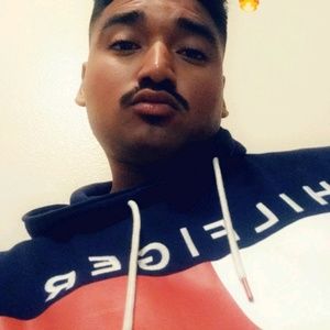 Meet your Posher, Andres